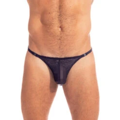 Désirs Nocturnes - String Striptease